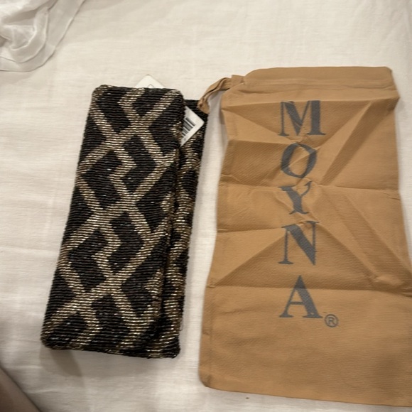 MOYNA Beaded clutch (Anthropologie) - Picture 5 of 5